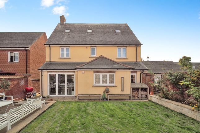 30, Holloway Close, Salisbury photo 2