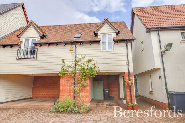 Terraced house for sale in Fosters Close, Stock
