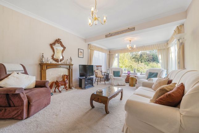 12 Julian Road, Orpington photo 3