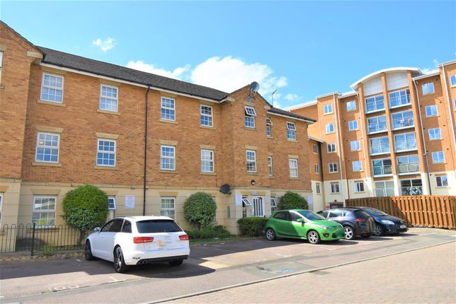 2 bed flat for sale in Lion Court, Northampton NN4