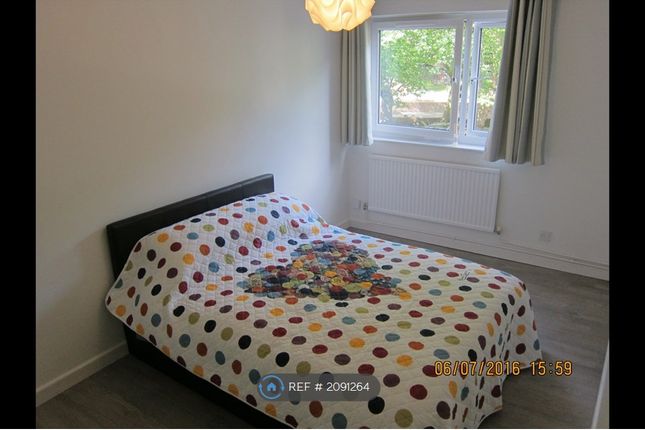 Thumbnail Room to rent in Rhodeswell Road, London