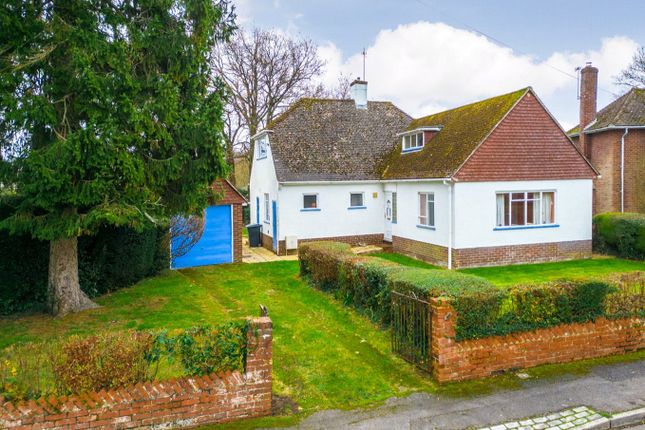 Detached house for sale in Dormer Close, Newbury, Berkshire