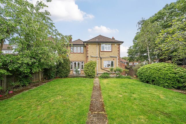 29, Cavendish Drive, Middlesex photo 2