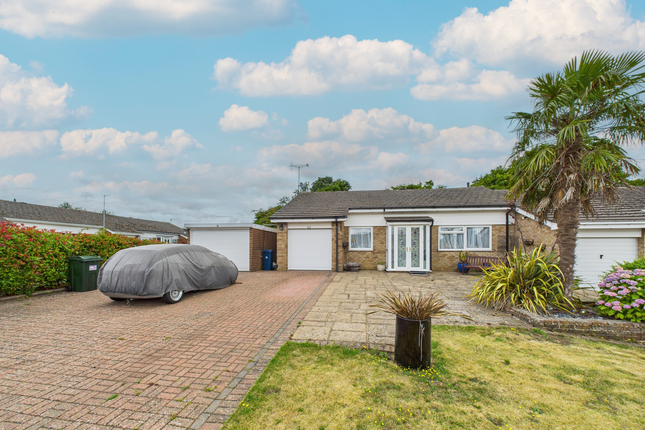 3-bed bungalow on 10 Fernside, High Wycombe, £535,000