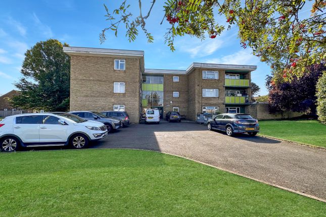 Flat for sale in Manshead Court, Mayfield Road, Dunstable