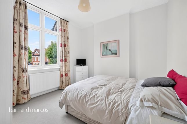 Flat D, 990-992, High Road, London photo 4