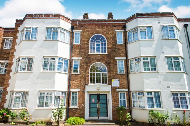 Flat for sale in Barons Court, Church Lane, Kingsbury
