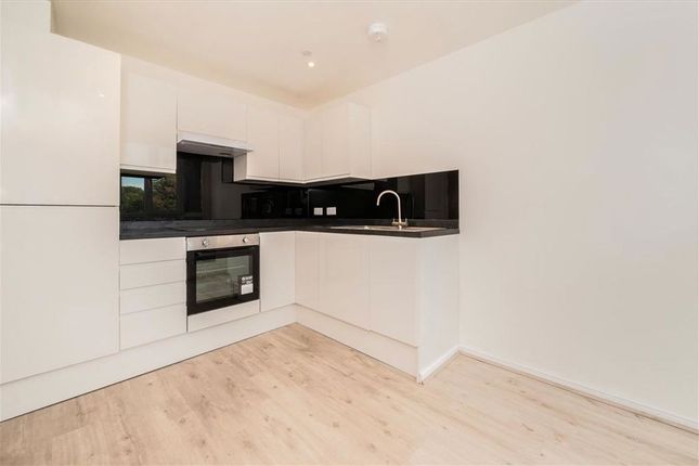 9 Nainby House, Hotspur Street, London photo 3
