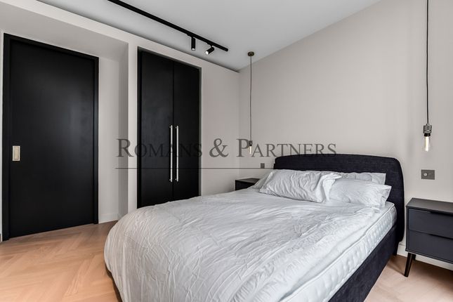 Flat to rent in One Crown Place, Shoreditch