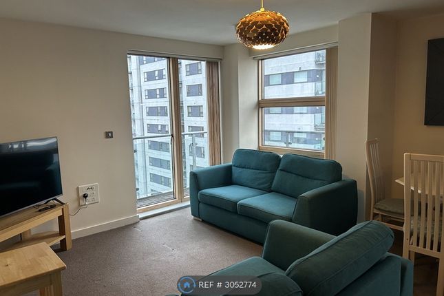 Apartment, Barton Place Hornbeam Way, Manchester photo 2