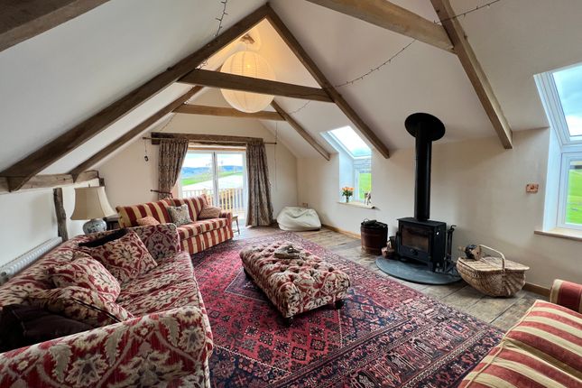 Barn conversion to rent in Combeshead Cross, Chudleigh, Newton Abbot