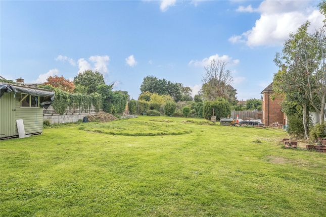 12A, Woodside, Surrey photo 2