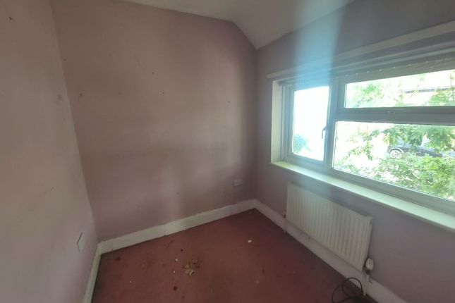 54 Saddlebow Road, King's Lynn photo 4