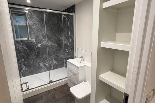 Flat 8, 39C Leic Road - 4.Png