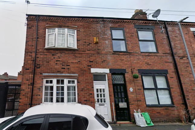 2-bed house on 1, Hope Street, St Helens, £100,000