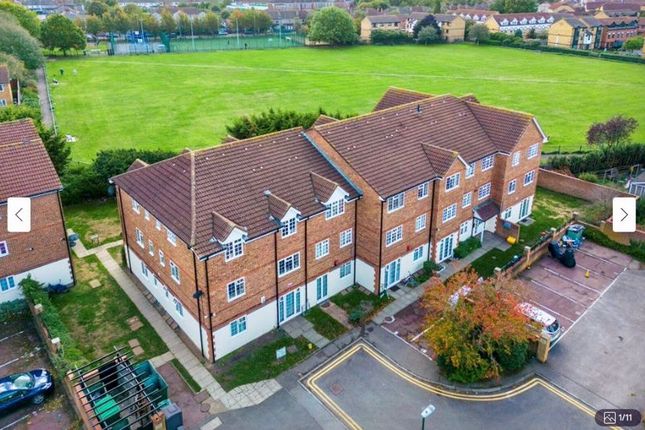 Thumbnail Flat for sale in Wilkins Close, Mitcham