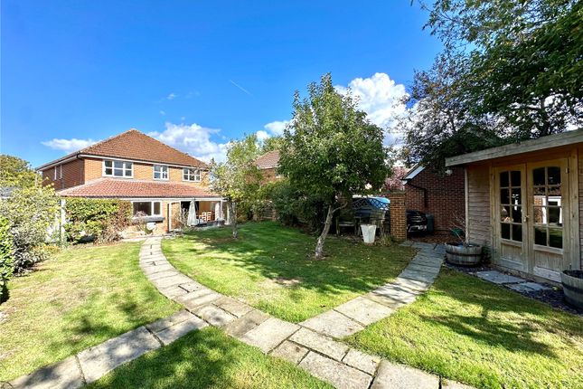 1, Dewberry Close, Swindon photo 2