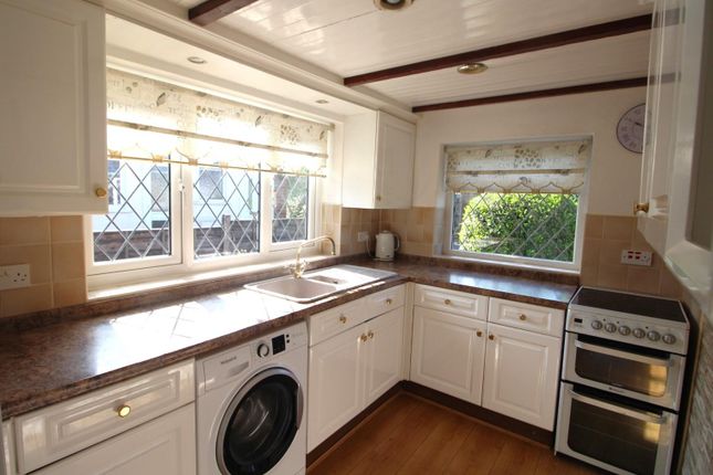 20, Redburn Road, Manchester photo 3
