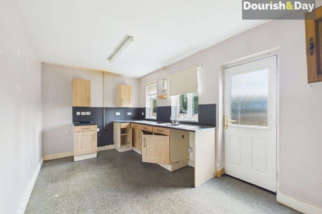 42 Princes Street, Stone photo 3