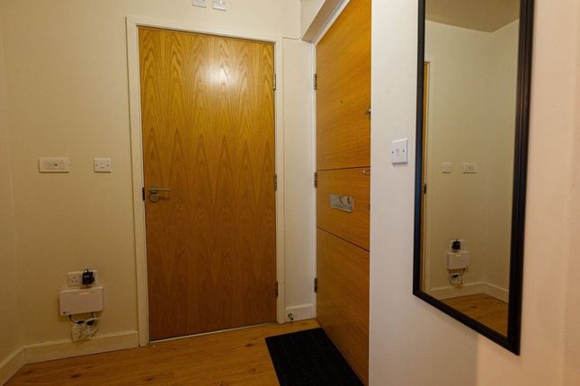 Thumbnail Property to rent in Boulevard Drive, London