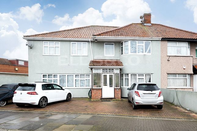 Thumbnail Flat for sale in Malvern Gardens, Kenton, Harrow