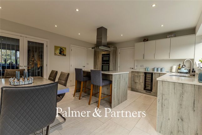 5, Goldsmiths, Woodbridge photo 3