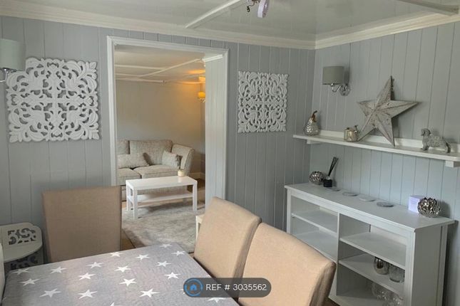 Ship Cottage, Thames Road, Chiswick photo 2