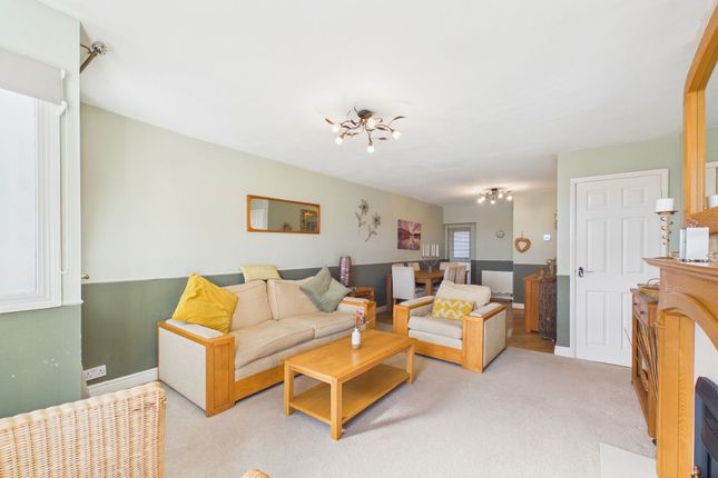 27 Arlecdon Parks Road, Frizington photo 4
