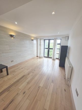 204, Copperfield Road, London photo 5