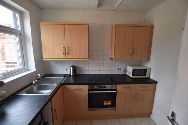 Flat to rent in Chilwell Road, Beeston, Nottingham