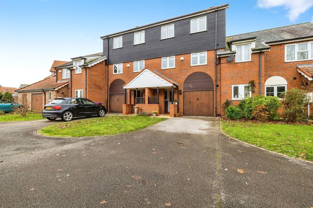 Town house for sale in Park Lane, Burton Waters, Lincoln LN1