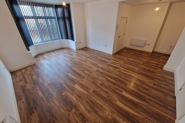 Flat 2, Halford House, Leicester photo 5