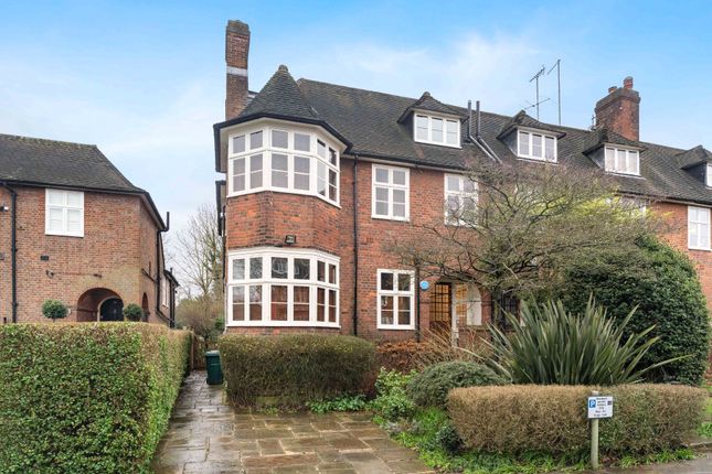 Thumbnail Semi-detached house for sale in Rotherwick Road, Hampstead Garden Suburb, London