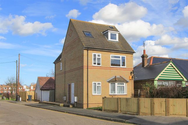 Thumbnail Flat to rent in Nelson Road, Whitstable