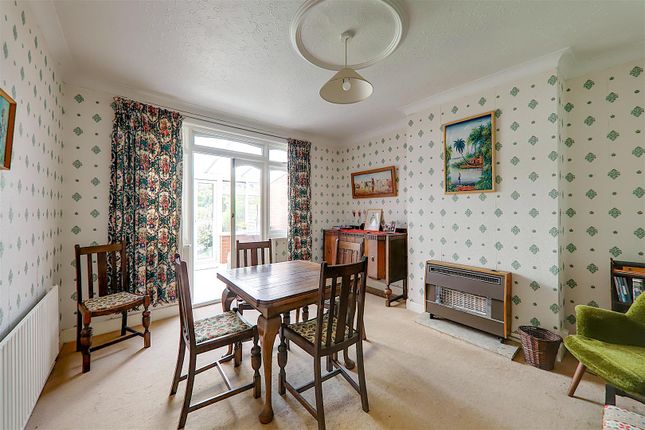 50, Loxwood Avenue, Worthing photo 4