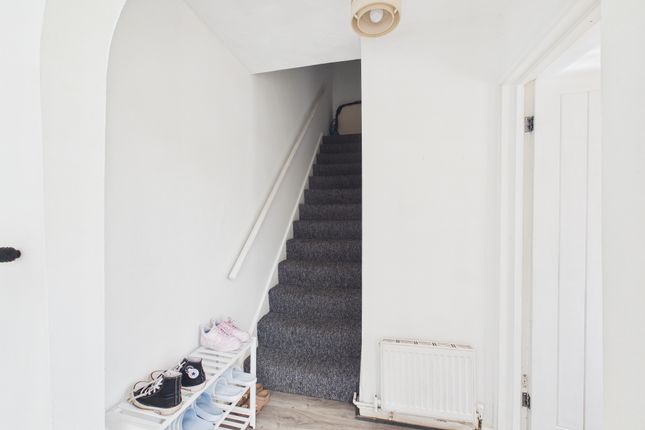 61, Fernhill Road, Hull photo 3