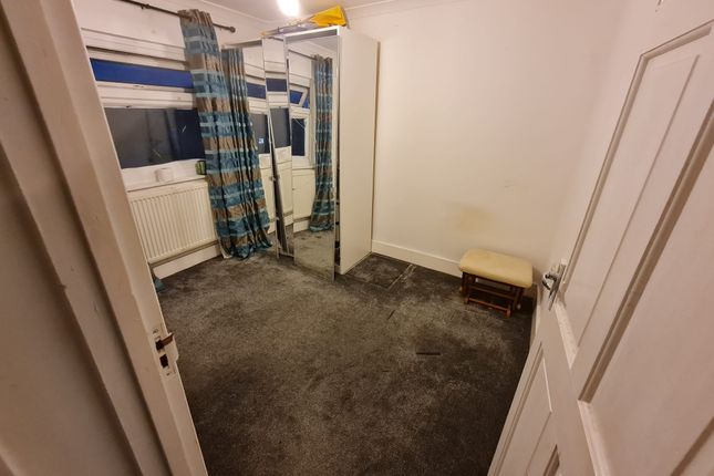 Thumbnail Room to rent in Morland Road, Walthamstow, London