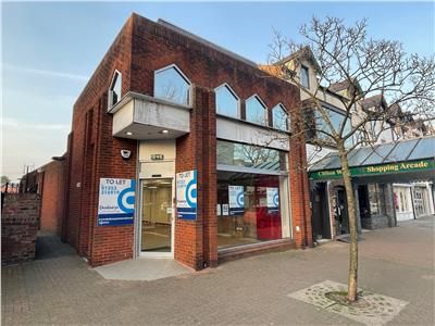 Thumbnail Retail premises to let in 75, Clifton Street, Lytham St Annes, Lancashire