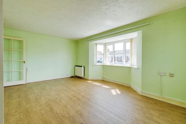 Flat for sale in Halebrose Court, Bournemouth