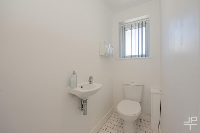 8A, Maple Avenue, Warrington photo 5