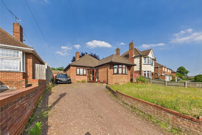 3-bed house on 60, Chesterfield Drive, Suffolk, £270,000