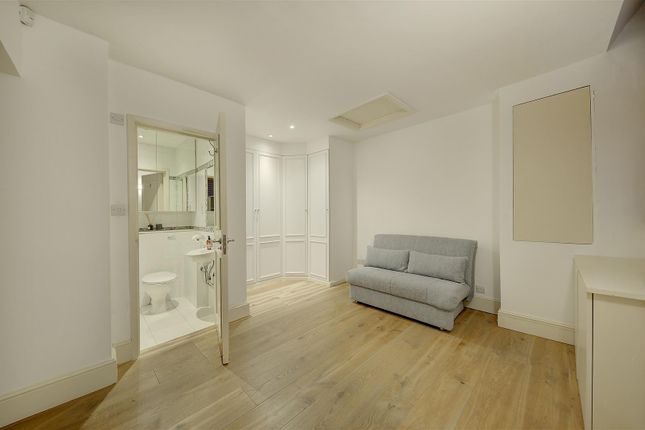 Flat 11, 63-65, Hamilton Terrace, London photo 4