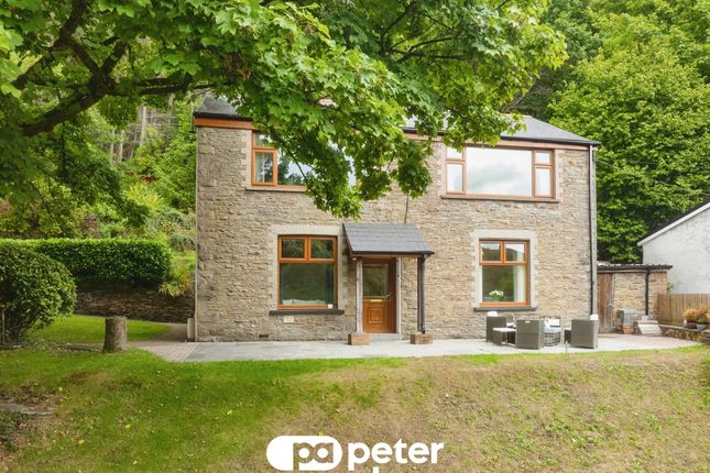 Plas Y Coed, Cefn Road Upper, Bargoed photo 2