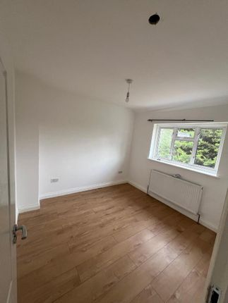 ., 37 Orchard Road, Essex photo 4