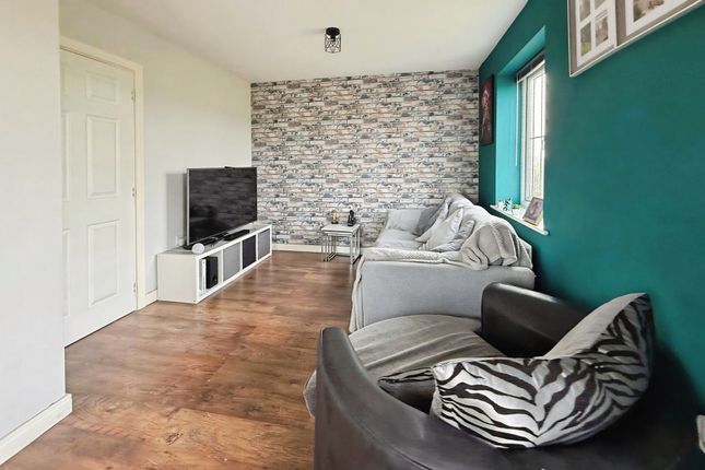 7 Austin Court, Clensmore Street, Kidderminster photo 4