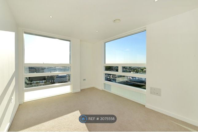 205, Holland Park Avenue, London photo 4