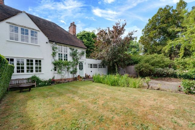 4-bed terraced on 12 Woodside, No Street Name Specified, London, £4,250/mo