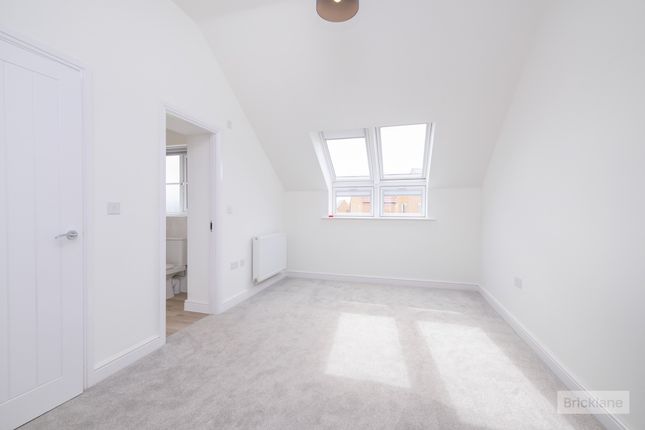 168, Huntingdon photo 4