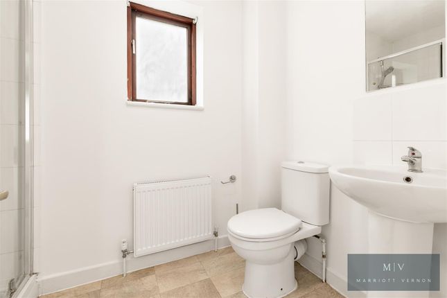 Campion Close 38 MV-11.Jpg