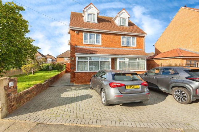 Semi-detached house for sale in Old Ford End Road, Bedford, Bedfordshire